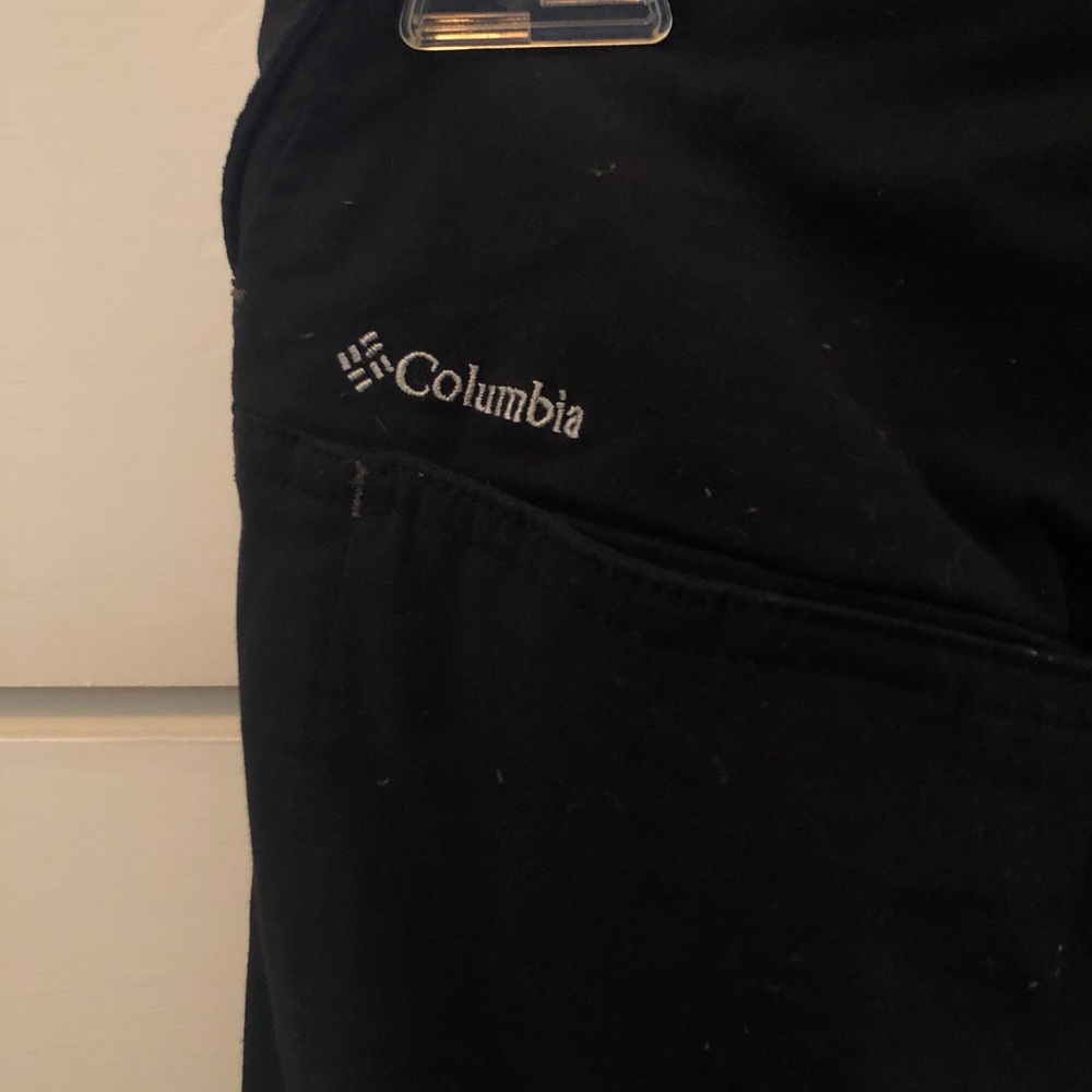 Columbia Hiking Pants (shorts when unzipped) - Picture 3 of 6